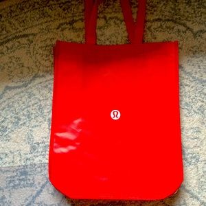 Medium Lululemon bag